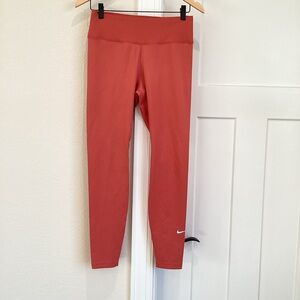 NWOT Nike Dri-Fit Leggings Medium NEW Athletic Activewear Peach/ Pink